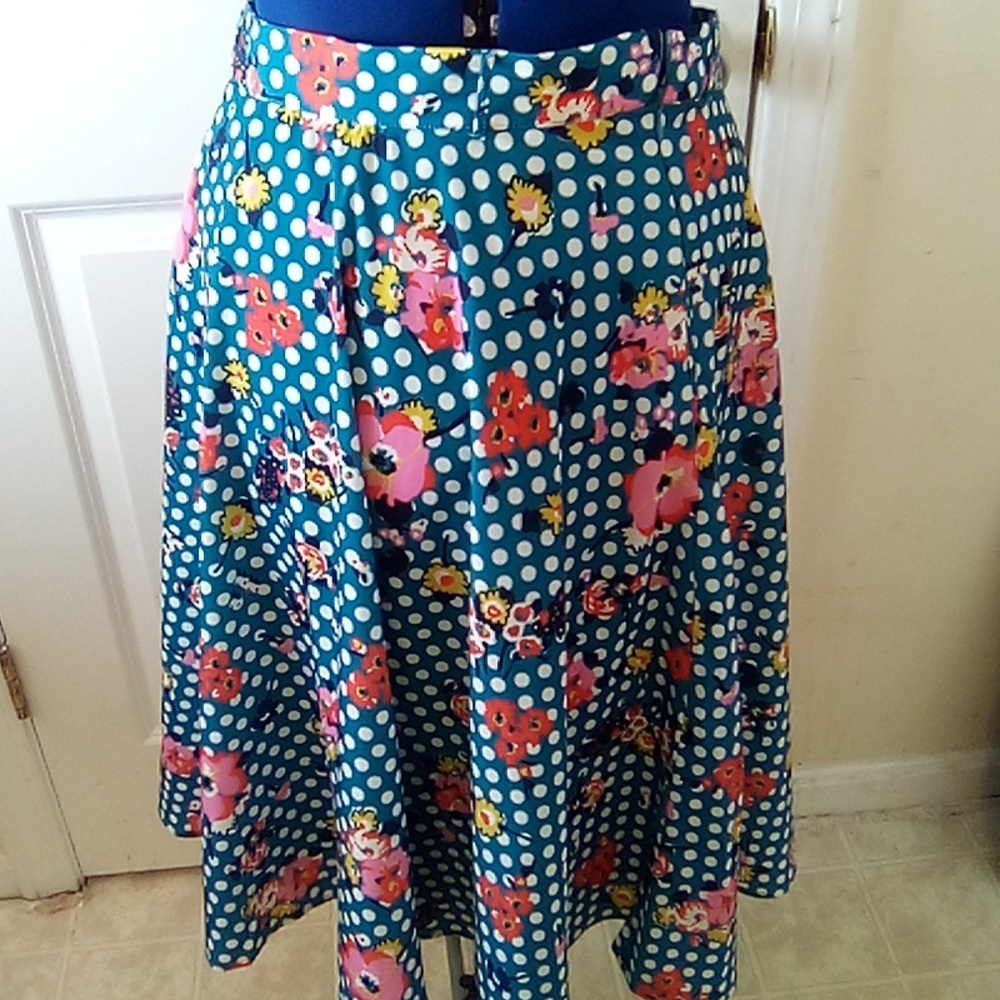 MODCLOTH SKIRT - Picture 4 of 5
